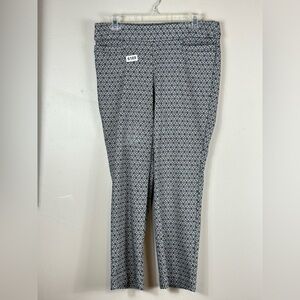 Briggs 10 peitite 16waist 10” rise 25” inseam great preowned condition